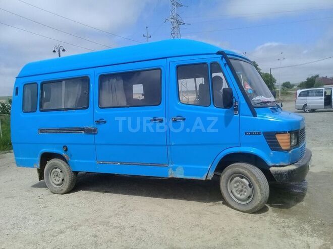 Mercedes 208 D 1993, 485,078 km - 2.3 л - Qobustan