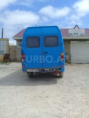 Mercedes 208 D 1993, 485,078 km - 2.3 л - Qobustan