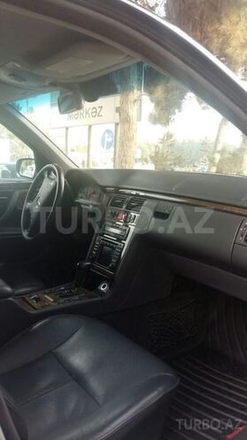 Mercedes E 270 2000, 280,563 km - 2.7 l - Bakı