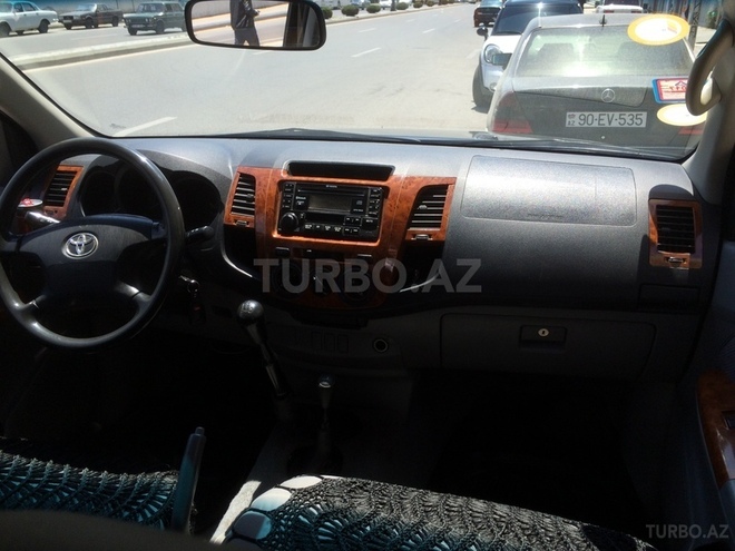 Toyota Hilux 2010, 126,000 km - 2.5 l - Bakı