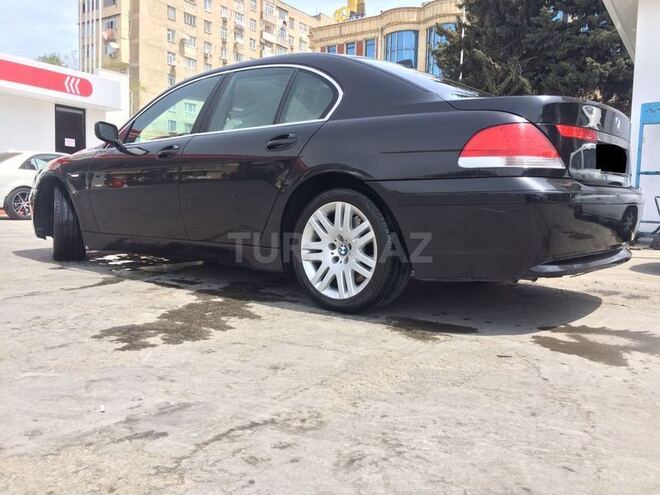BMW 745 2001, 298,000 km - 4.4 l - Bakı