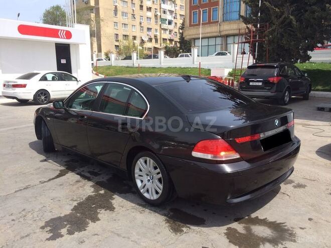 BMW 745 2001, 298,000 km - 4.4 l - Bakı