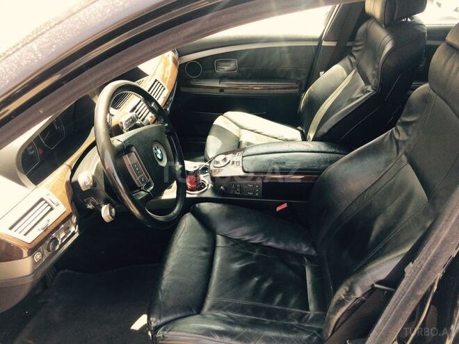 BMW 745 2001, 298,000 km - 4.4 l - Bakı