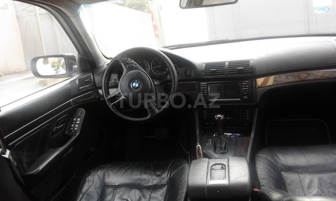 BMW 330 2003, 320,000 km - 3.0 l - Bakı