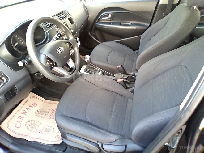 Kia Rio 2013, 127,000 km - 1.4 l - Bakı