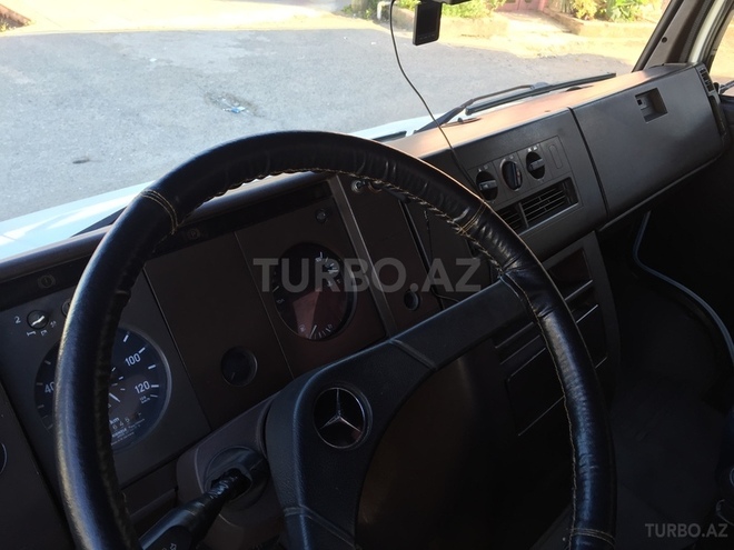 Mercedes 709 D 1994, 350,124 km - 4.3 l - Astara