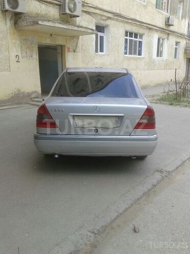 Mercedes C 200 1995, 200,000 km - 2.0 л - Sumqayıt