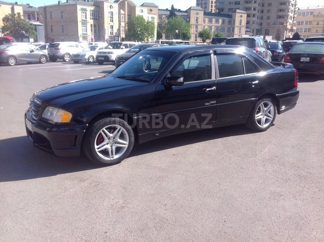 Mercedes C 220 1999, 267,098 km - 2.2 л - Bakı