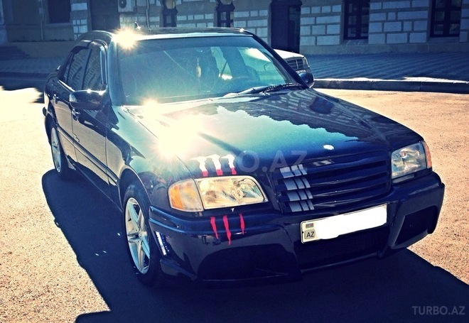 Mercedes C 220 1999, 267,098 km - 2.2 л - Bakı