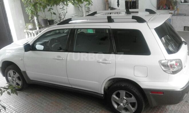 Mitsubishi Outlander 2004, 201,000 km - 2.4 l - Bakı