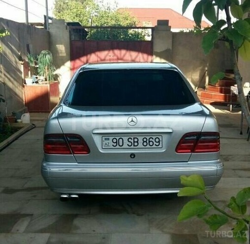 Mercedes E 280 2000, 218,000 km - 2.8 л - Bakı