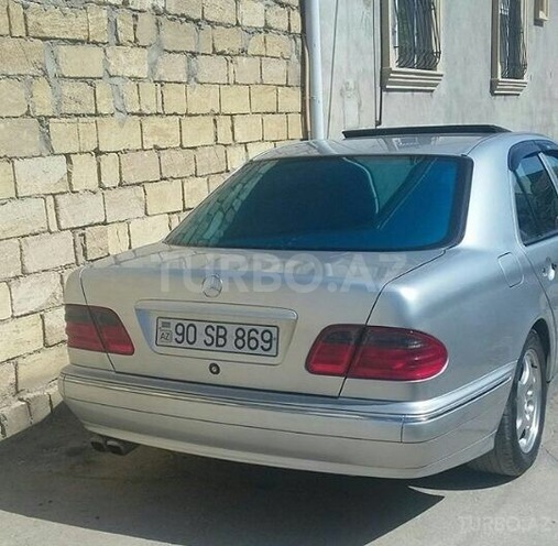 Mercedes E 280 2000, 218,000 km - 2.8 л - Bakı