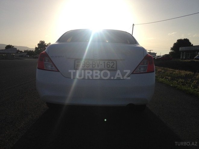 Nissan Sunny 2012, 93,125 km - 1.5 л - Gəncə