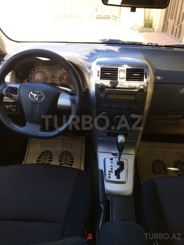 Toyota Corolla 2013, 113,000 km - 1.6 l - Bakı
