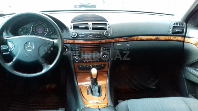 Mercedes E 270 2002, 291,000 km - 2.7 л - Bakı