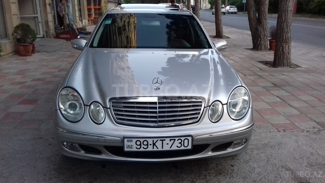 Mercedes E 270 2002, 291,000 km - 2.7 л - Bakı