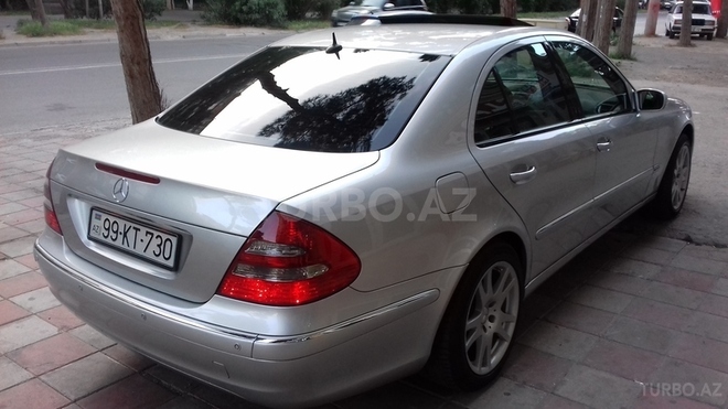 Mercedes E 270 2002, 291,000 km - 2.7 л - Bakı