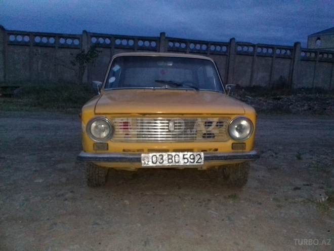 LADA (VAZ) 21011 1984, 350,000 km - 1.3 l - Gəncə