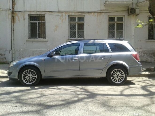 Opel Astra 2008, 245,000 km - 1.9 l - Bakı
