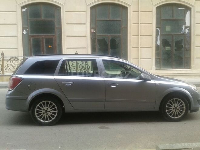 Opel Astra 2008, 245,000 km - 1.9 l - Bakı