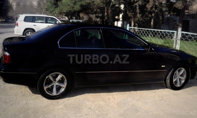 BMW 530 2003, 320,000 km - 3.0 l - Bakı