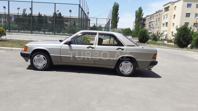 Mercedes 190 1991, 450,000 km - 1.8 l - Sumqayıt