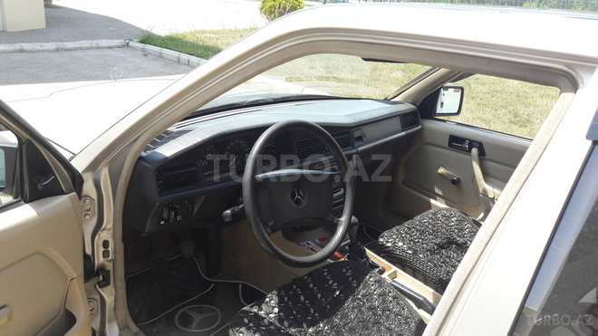 Mercedes 190 1991, 450,000 km - 1.8 l - Sumqayıt