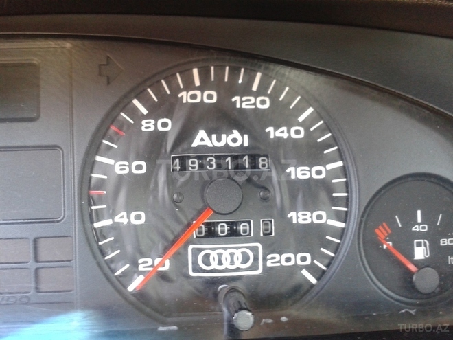 Audi  1992, 493,000 km - 2.5 l - Bakı