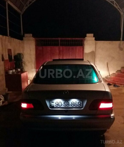 Mercedes E 280 1999, 218,023 km - 2.8 l - Bakı