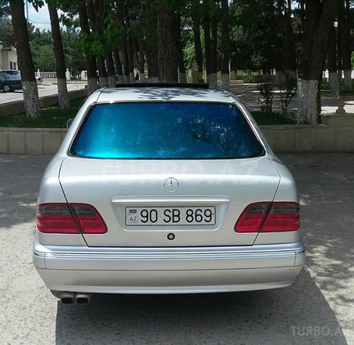 Mercedes E 280 1999, 218,023 km - 2.8 l - Bakı