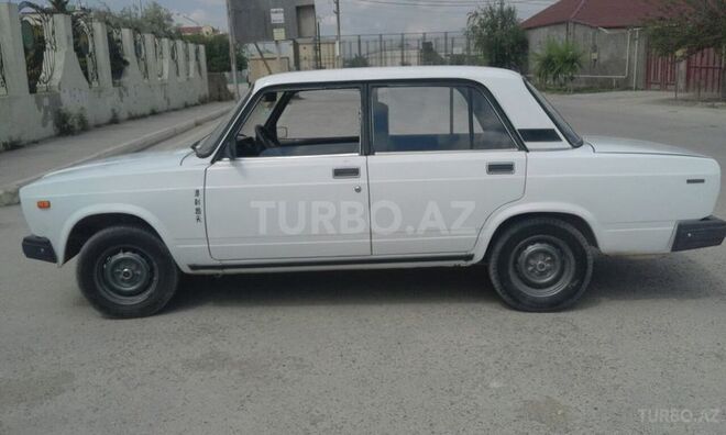 LADA (VAZ) 2107 2004, 175,000 km - 1.6 л - Bakı