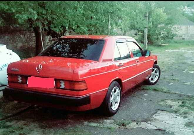 Mercedes 190 1993, 243,483 km - 2.0 л - Bakı