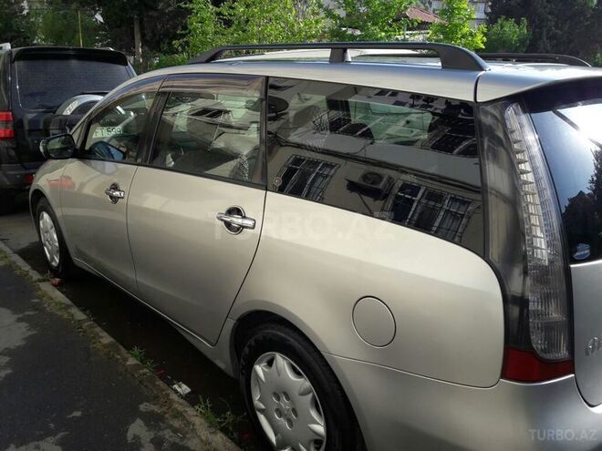 Mitsubishi Grandis 2003, 197,000 km - 2.4 l - Bakı
