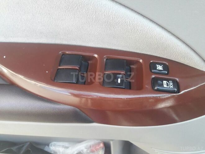 Mitsubishi Grandis 2003, 197,000 km - 2.4 l - Bakı