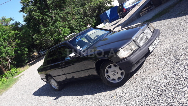 Mercedes 190 1992, 260,000 km - 1.8 l - Ağdam