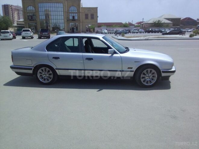BMW 525 1994, 450,000 km - 2.5 l - Bakı