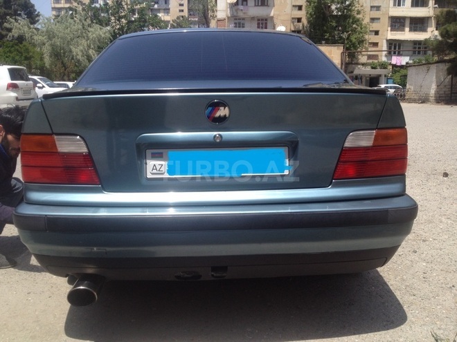BMW 318 1995, 330,000 km - 1.8 л - Bakı