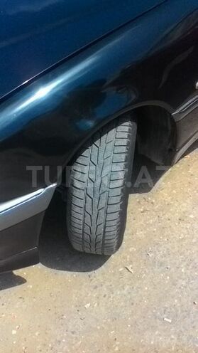 Mercedes C 180 1999, 200,000 km - 1.8 l - Quba