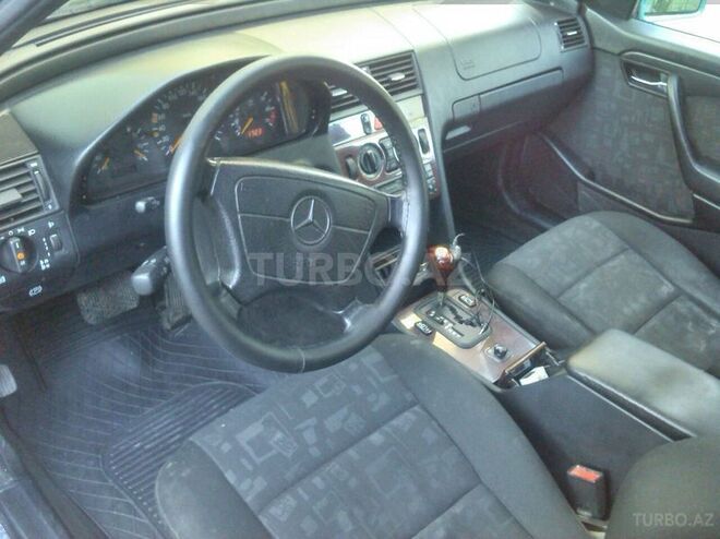 Mercedes E 230 1995, 358,154 km - 2.3 l - Bakı