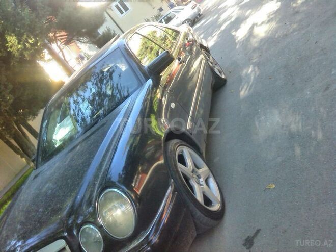 Mercedes E 230 1995, 358,154 km - 2.3 l - Bakı
