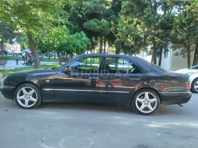 Mercedes E 230 1995, 358,154 km - 2.3 l - Bakı
