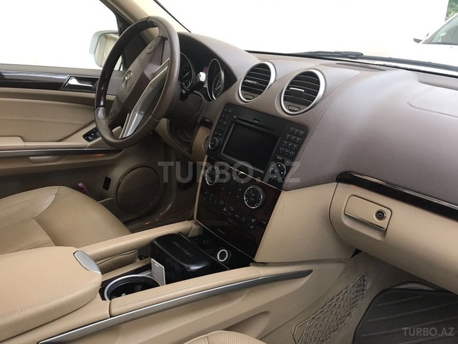Mercedes GL 550 2010, 59 km - 5.5 l - Bakı