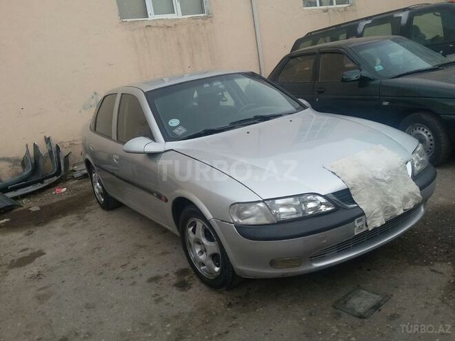 Opel Vectra 1996, 234,000 km - 2.0 л - Sumqayıt