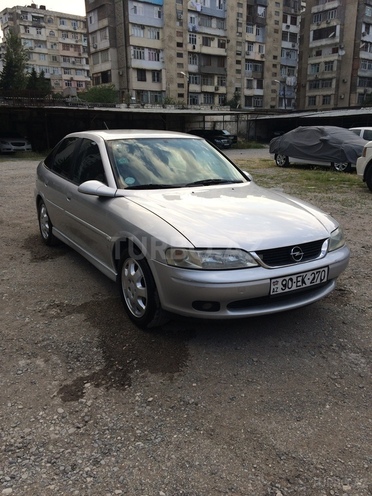 Opel Vectra 1999, 268,576 km - 2.0 l - Bakı