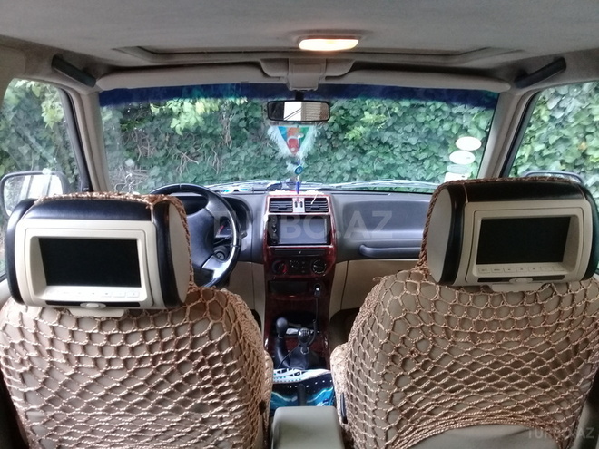 Nissan Terrano 2002, 111,111 km - 2.4 l - Bakı