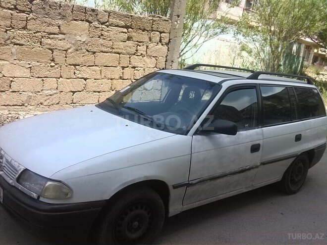 Opel Astra 1997, 417,000 km - 1.6 l - Bakı