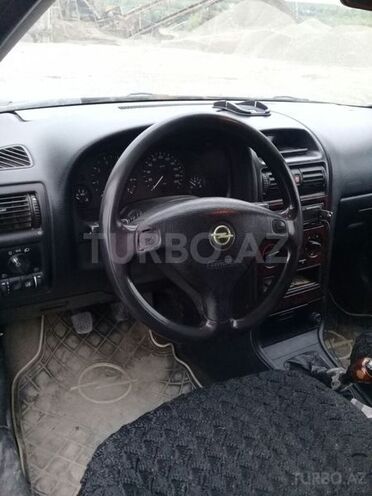Opel Astra 1999, 391,337 km - 1.6 l - Quba