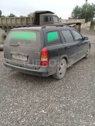 Opel Astra 1999, 391,337 km - 1.6 l - Quba