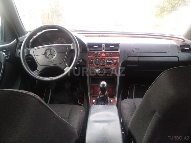 Mercedes C 220 1998, 274,000 km - 2.2 l - Xırdalan