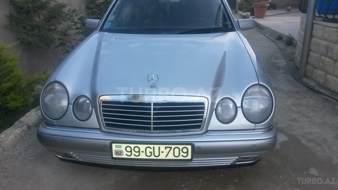 Mercedes E 240 1998, 250,000 km - 2.4 l - Bakı